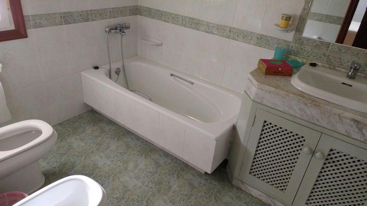 Apartamento Revolta Noalla  Buitenkant foto