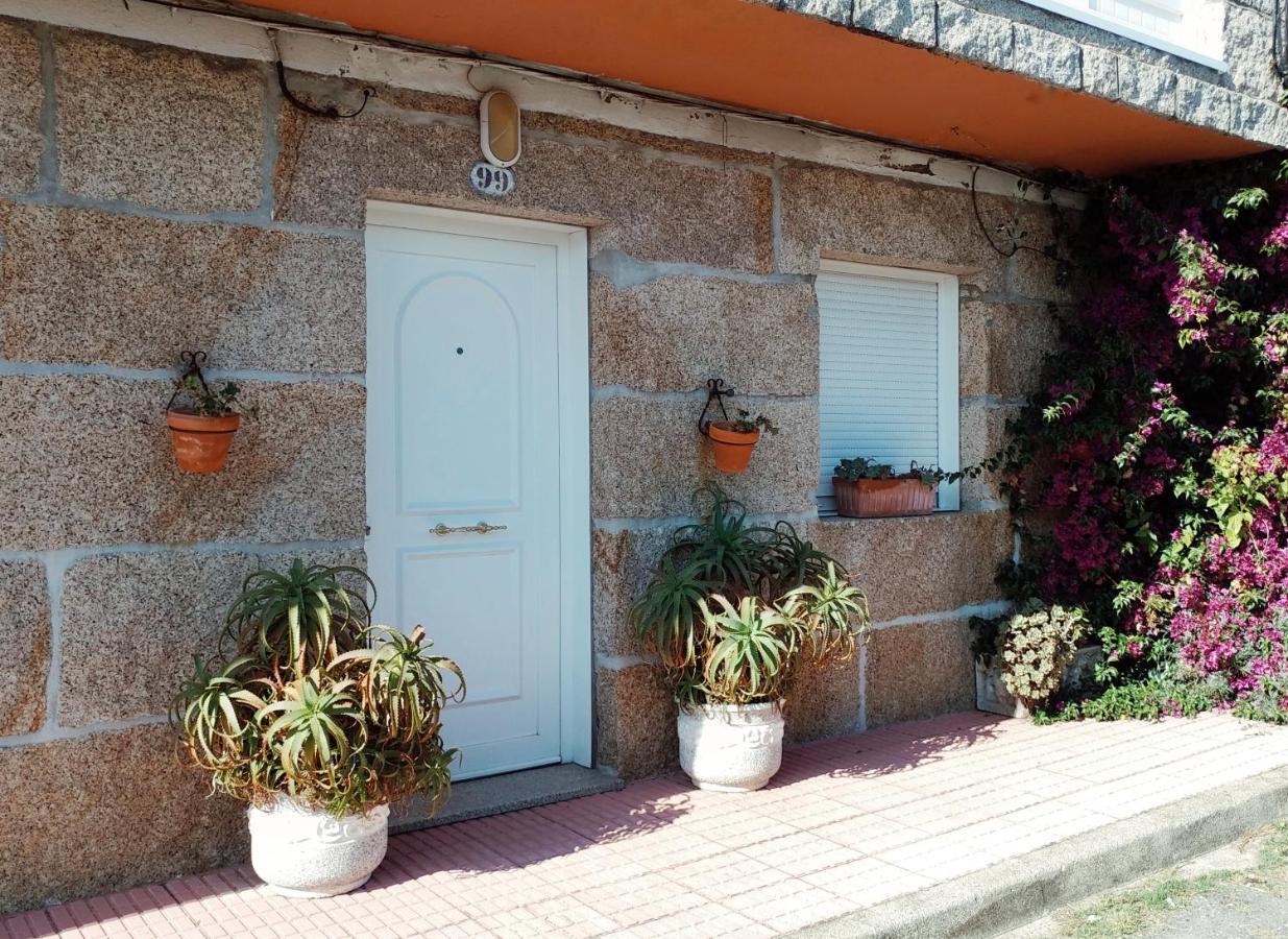 Apartamento Revolta Noalla  Buitenkant foto