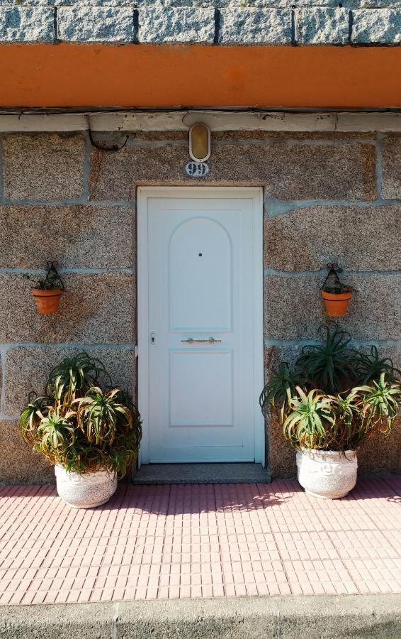 Apartamento Revolta Noalla  Buitenkant foto